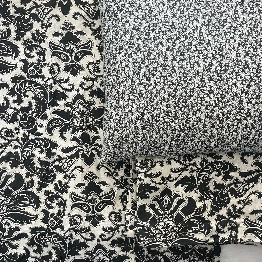 Ethan Allen, vintage 100% linen,Elegant Black and White Floral Bedding Set